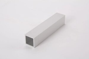 Квадратна алюмінієва труба анодирувана 20x20x2мм L = 5950 мм алюміній (срібло) для меблевих конструкцій