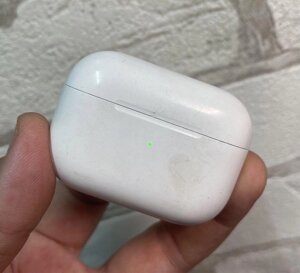 Кейс для навушників Apple AirPods Pro a2190 б / у