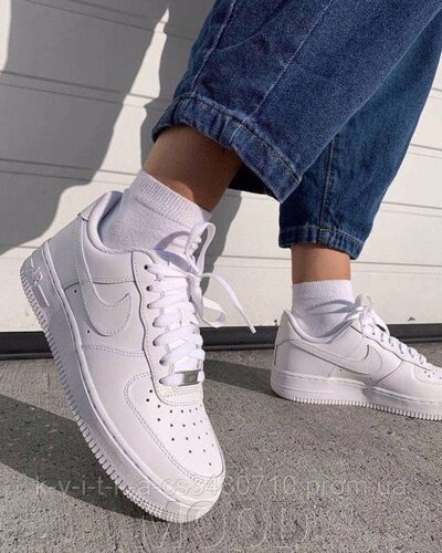 Low top white air forces online