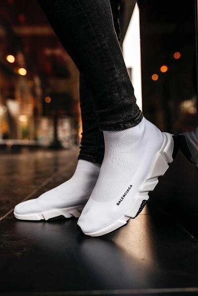 Balenciaga speed trainer hot sale nike