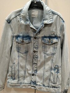 Модна джинсова куртка весна-літо 38р.