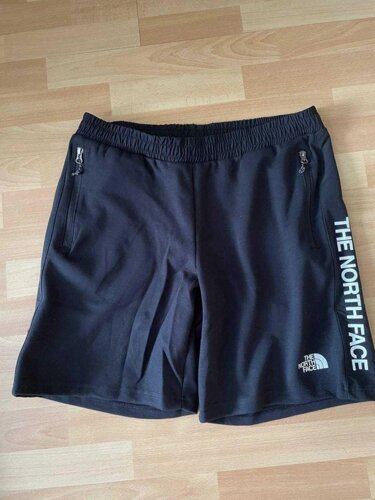 The North Face Tech shorts in black / чорні шорти
