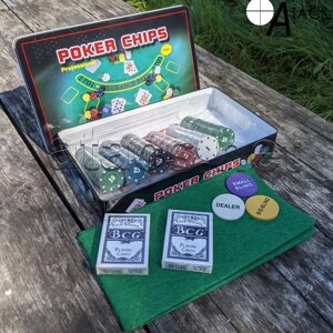 Набір для покеру 300 фішок з номіналом в металевій коробці