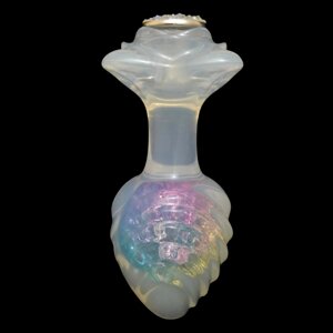 Анальна пробка ребриста UNIVIBE з каменем, силіконова, райдужна, 9 х 4.9 см Talla