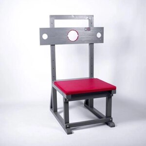Тумба з гільйотиною для бдсм ігор і вистав Uabdsm Talla