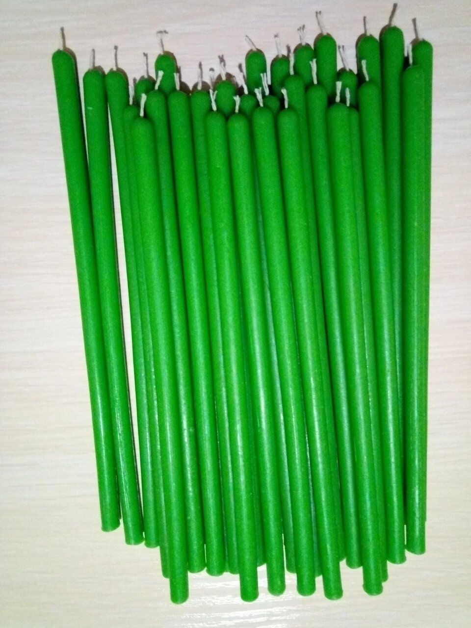 12 шт Зелені воскові свічки 90 хвилин натуральний віск Код/Артикул 144 від компанії greencard - фото 1