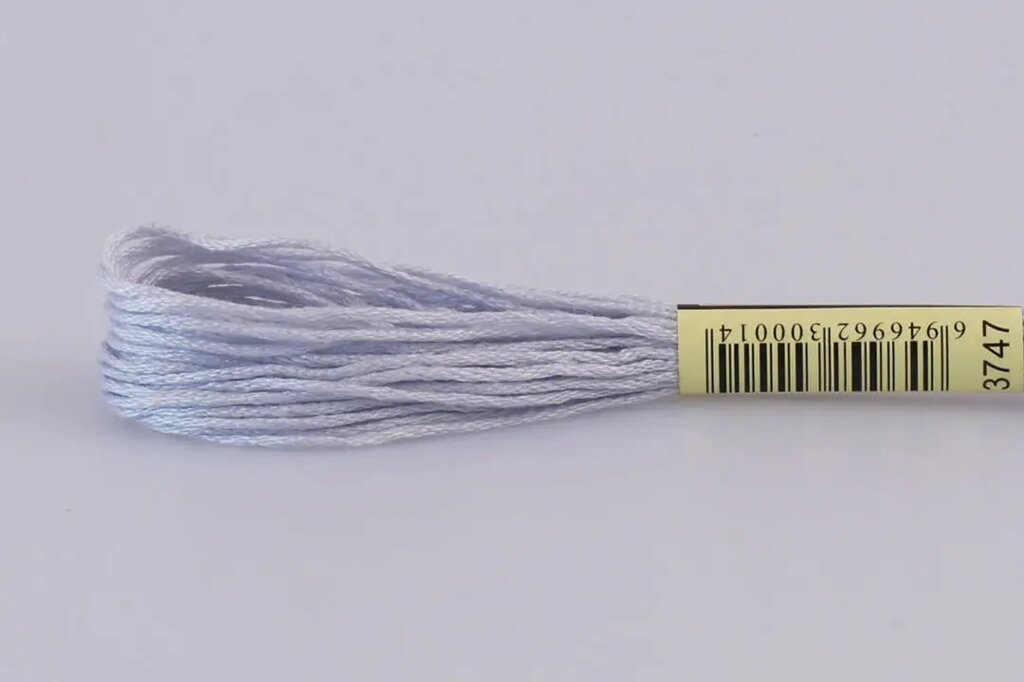 20 шт Нитка для вишивки муліне Airo 3747 фіолетовій Код/Артикул 87 від компанії greencard - фото 1