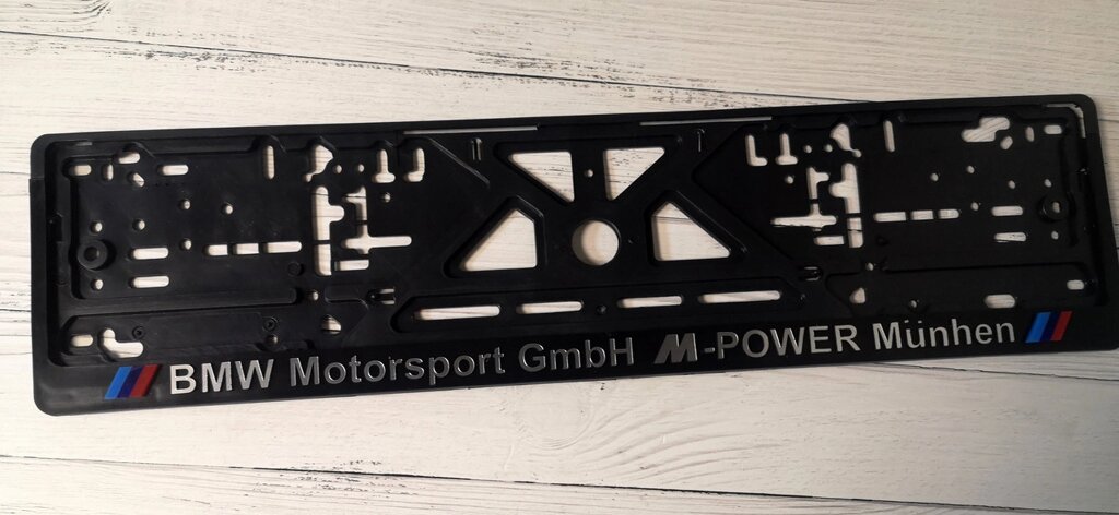 Авторамка з об'ємними літерами BMW Motorsport Munhen хром Код/Артикул 168 від компанії greencard - фото 1