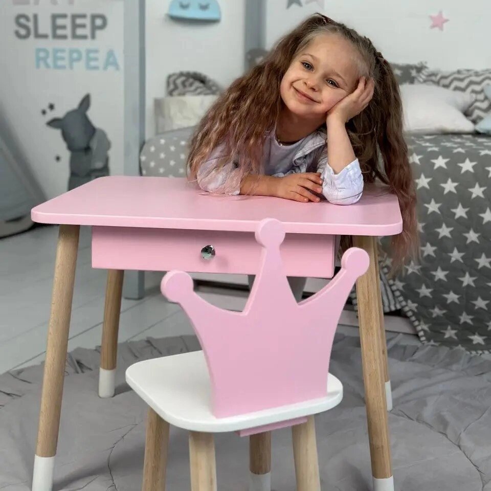 Дитячий столик і стільчик рожевий. Столик із шухлядою для олівців і розмальовок Код/Артикул 115 88163 від компанії greencard - фото 1