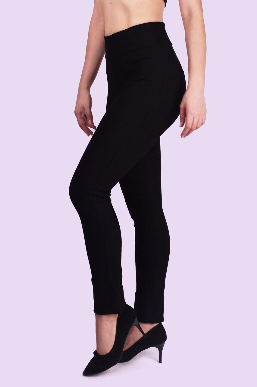 Класичні жіночі штани, чорні Код / Артикул 24 988 чорний від компанії greencard - фото 1