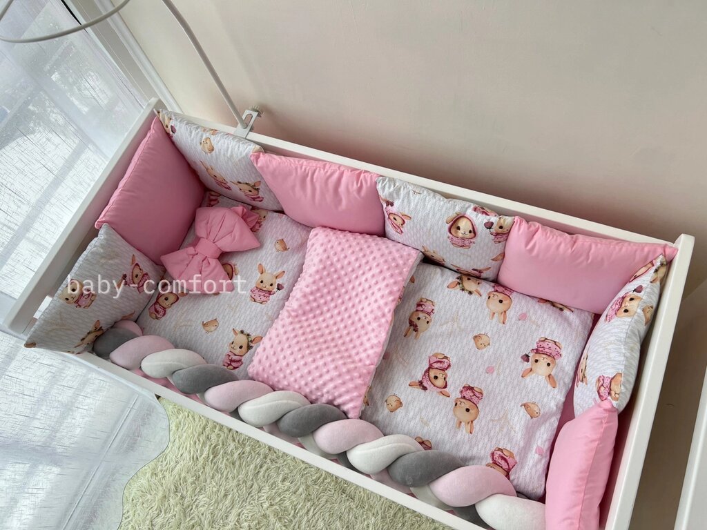 Комплект постільної білизни Baby Comfort Fluffy Зайки рожевий 7 елементів Код/Артикул 15 BC-t (FL002) від компанії greencard - фото 1