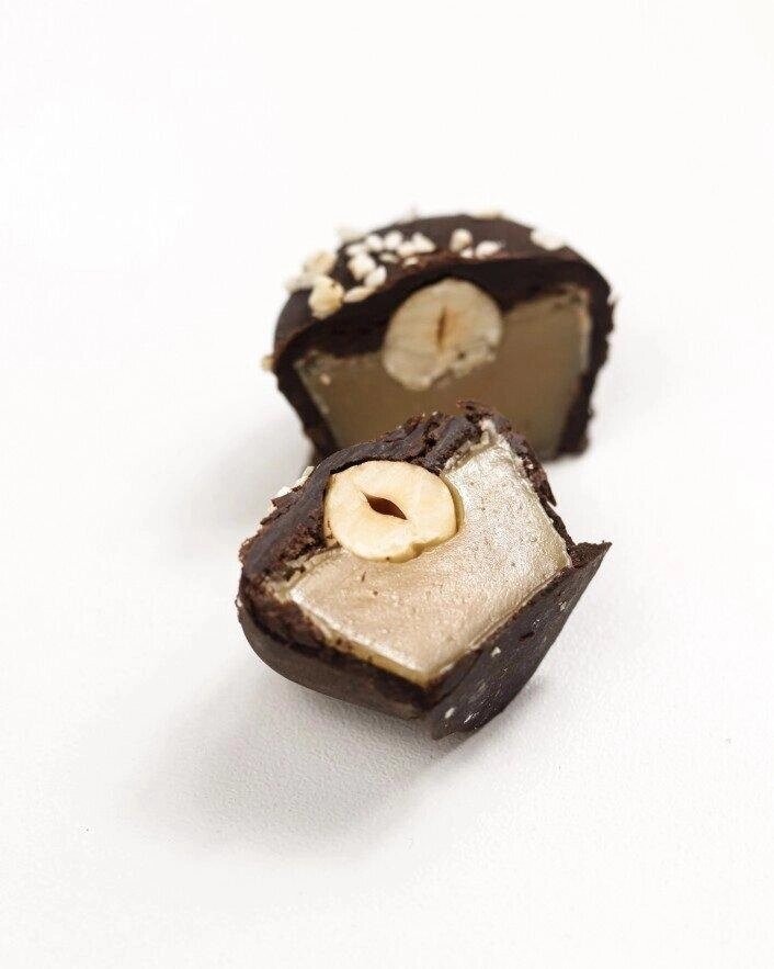 Корисні цукерки іриски в шоколаді Клод Моне Код/Артикул 20 від компанії greencard - фото 1
