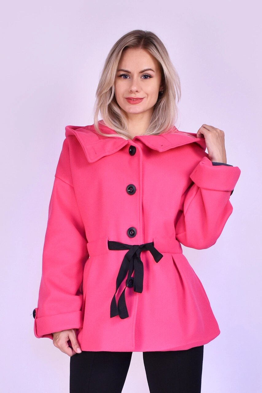 Коротке жіноче пальто з капюшоном, бежеве Код/Артикул 24 423PK від компанії greencard - фото 1