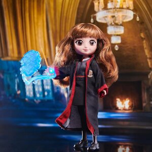 Лялька Wizarding World Harry Potter – Герміона Ґрейнджер із світловим патронусом, 8 дюймів, 7 аксесуарів Код/Артикул 75