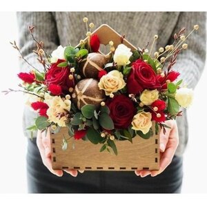 Деревяна коробочка для квітів , подарунків Код/Артикул 29 а85