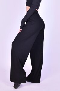 Жіночі спортивні штани-палаццо кліш від стегна із трикотажу рубчик, чорні Код/Артикул 24 982BK XS