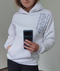 Біла жіноча толстовка з вишивкою на флісі з капюшоном S,M,L Код/Артикул 11081