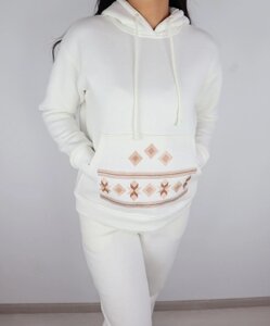 Жіночий спортивний костюм з вишивкою Колорит Код/Артикул 115 КС-003