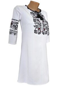 Жіноча біле плаття вишиванка з рукавом 3/4 і довжиною до колін Код/Артикул 64 11018