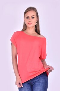 Модна жіноча футболка "Хуліганка", однотонна, коралова Код/Артикул 24 100, коралл
