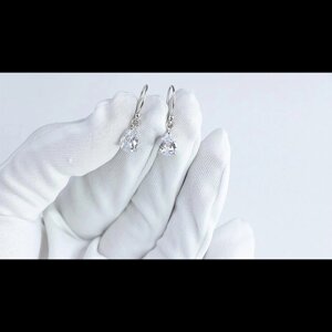 Тверді сережки-краплі зі стерлінгового срібла 925 проби у формі груші з діамантами, мінімалістичні сережки-краплі Під