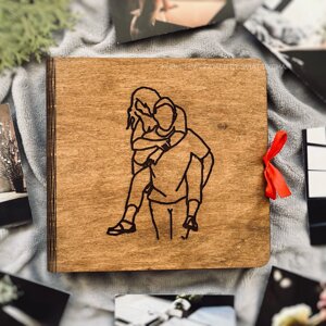 Дерев'яний альбом для фотографій 10*15 | креативний подарунок на день закоханих для дівчини і хлопця Код/Артикул 182