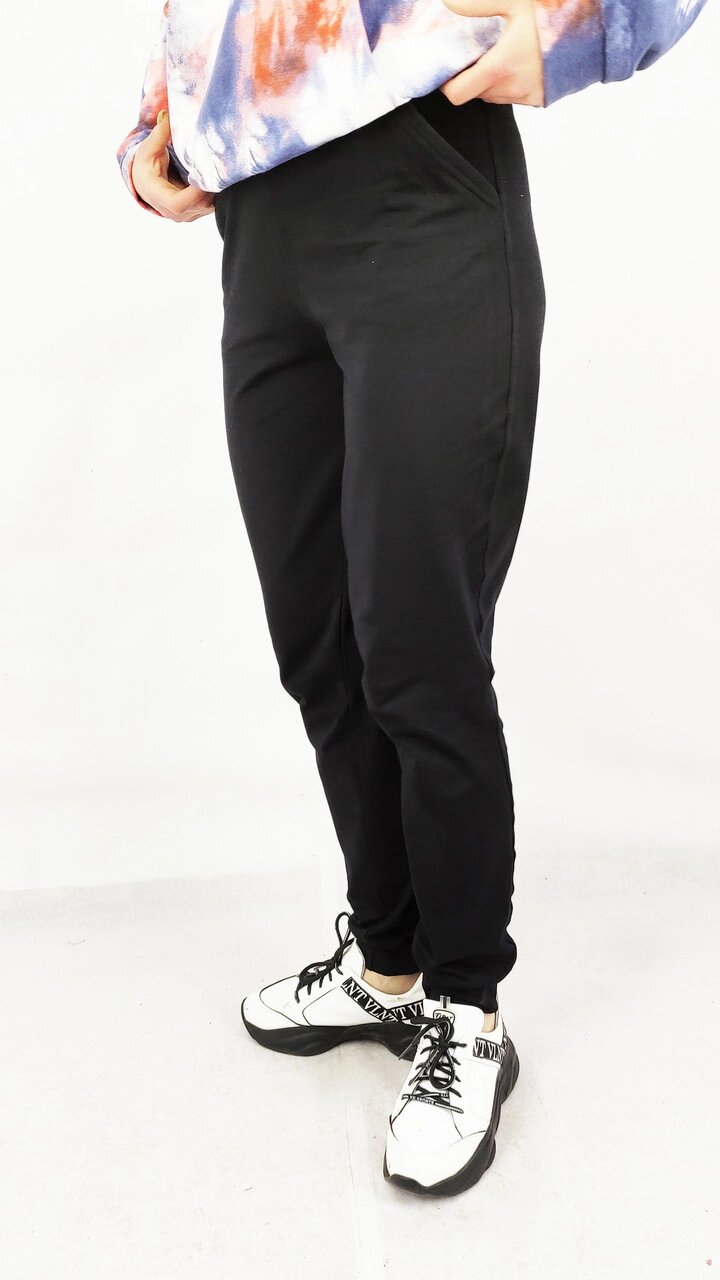 Спортивні жіночі штани двунітка з манжетами в чорному кольорі S, M, L, XL, XXL Код / Артикул 64 11193 від компанії greencard - фото 1