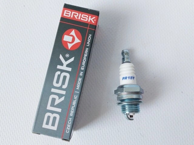 Свічка запалювання для бензопилки (Brisk) PR15Y Код/Артикул 30 5758 від компанії greencard - фото 1