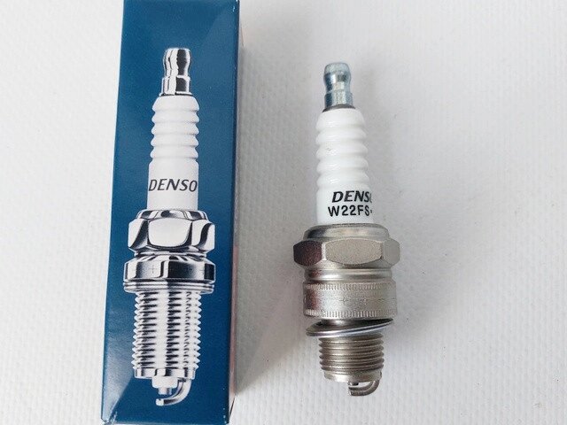 Свічка запалювання для скутера (2-х тактний двигун) (Denso) W22FSU/4025 Код/Артикул 30 5936 від компанії greencard - фото 1