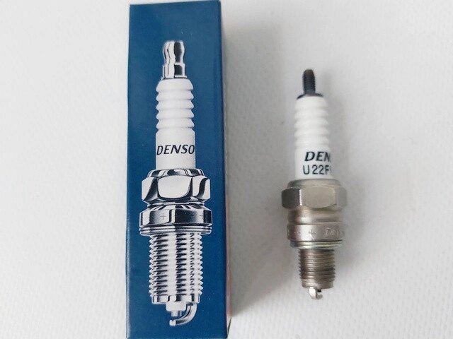 Свічка запалювання для скутера (4-х тактний двигун) (Denso) U22FSU/4006 Код/Артикул 30 5938 від компанії greencard - фото 1