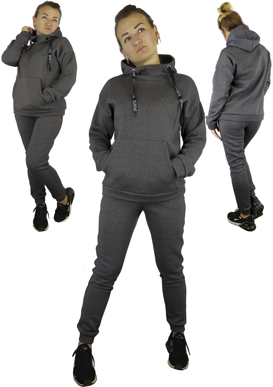 Трикотажний жіночий спортивний костюм на зиму з капюшоном у сірому кольорі XL, XXL, 3XL Код/Артикул 64 11035 від компанії greencard - фото 1