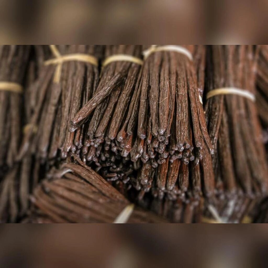 Ванільні боби сорт Б (~10 см) Gourmet Vanilla Цілісні ванільні стручки для екстракту ванілі та випічки - Установки: 5 від компанії greencard - фото 1