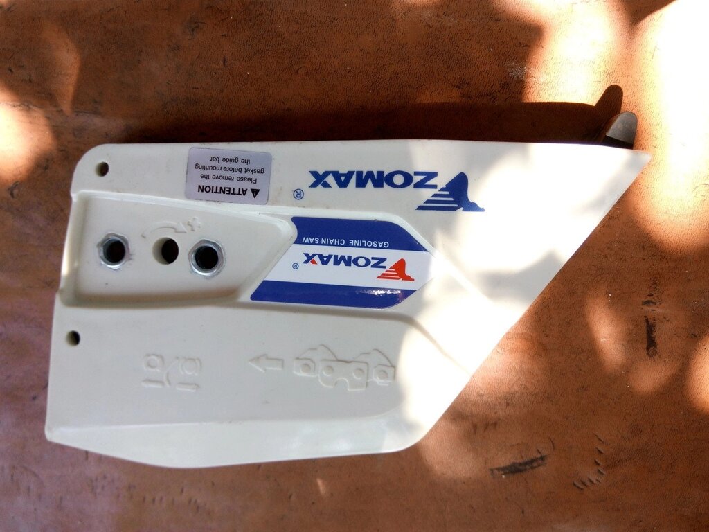 Кришка шини до бензопили ZOMAX ZM 6010,6510 від компанії ПП Скринніков - фото 1