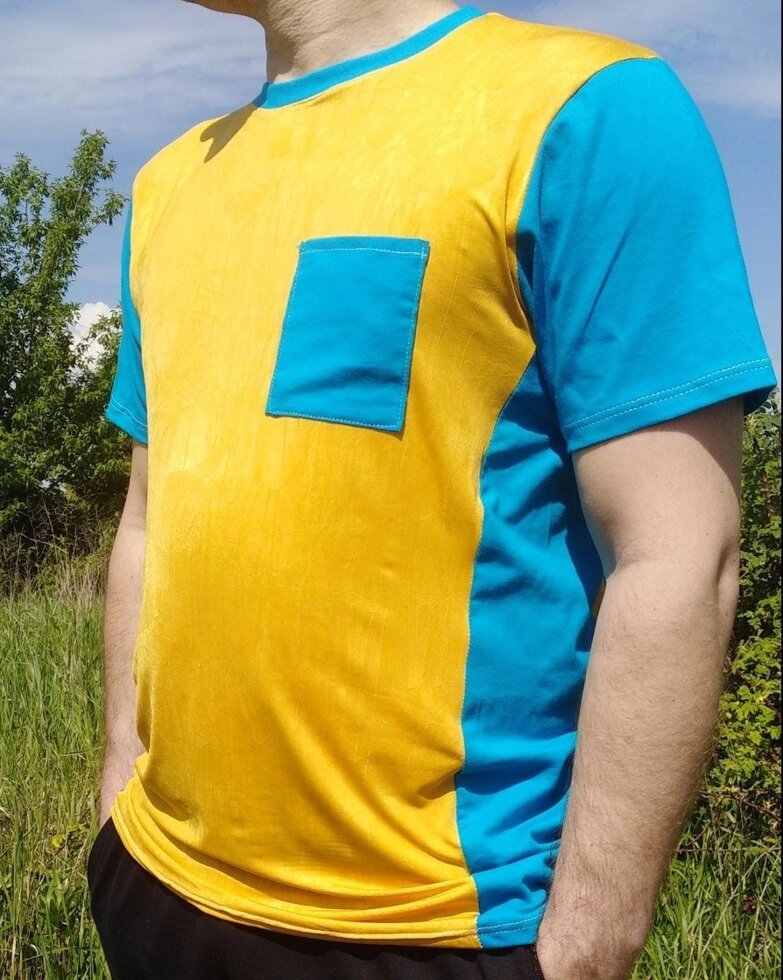 Футболка жовто - блакитна від компанії Одяг великого розміру Кnopa - фото 1