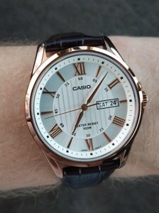 Годинник чоловічий Casio WR 100M/10Bar MTP-1384L Оригінал Гарантія