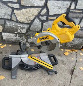 DeWALT DCS777 /Пила торцювальна акумуляторна деволт 54в