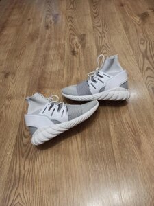 Кросівки Adidas Tubular Doom Primeknit Розміри 42р/26.5 см