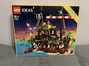 Новий конструктор Lego 21322 Пірати Затоки Барракуди! New!