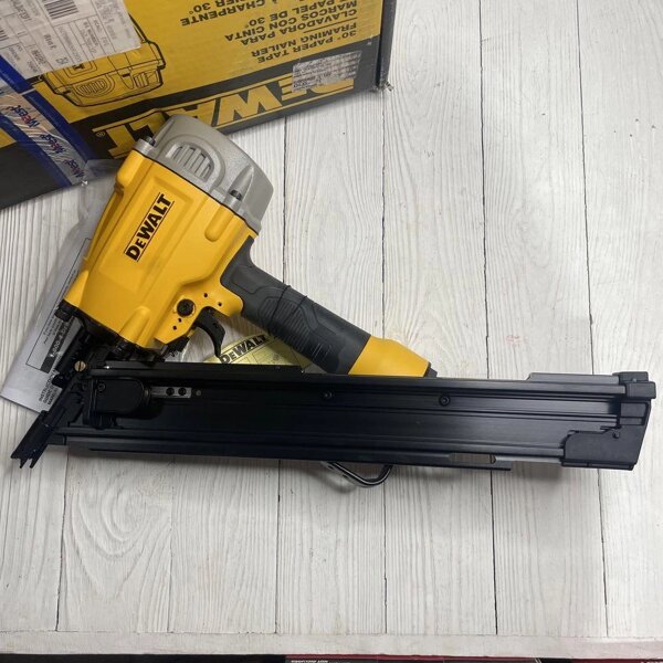 DeWALT DWF83PT 30 34 1477302518 S K A R B