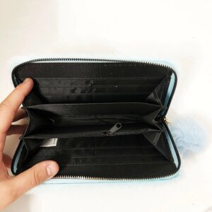 Стильний гаманець з хутром. VM-566 Колір блакитний