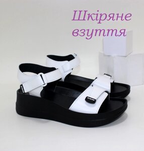 Білі жіночі босоніжки на чорній легкій підошві  38 . 41 в Київській області від компанії shop-shap