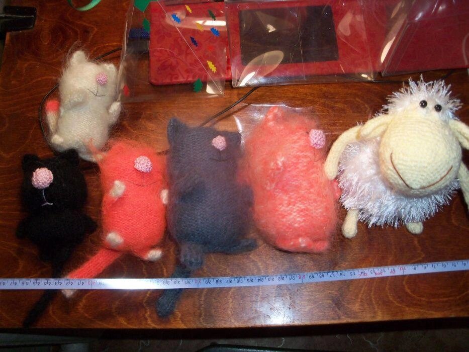 Амігурумі, сувенірні іграшки, кіт, овець. від компанії K V I T K A - фото 1