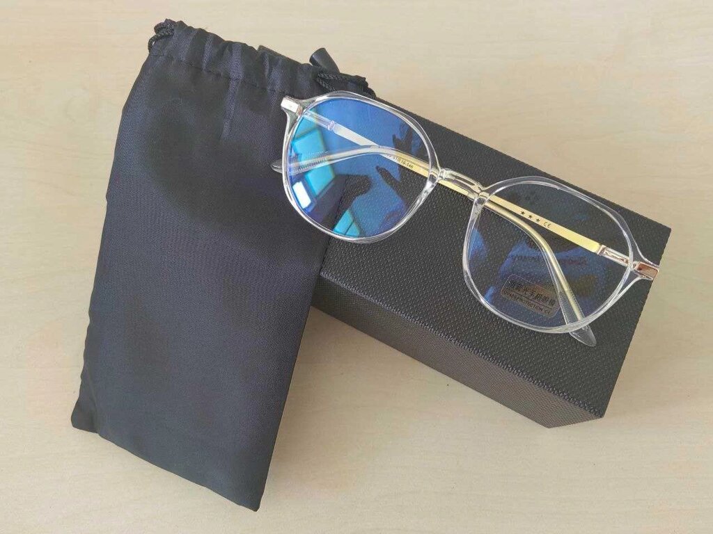 Комп&#x27, ютерні окуляри Blue Blocker стильні в мішечку від компанії K V I T K A - фото 1