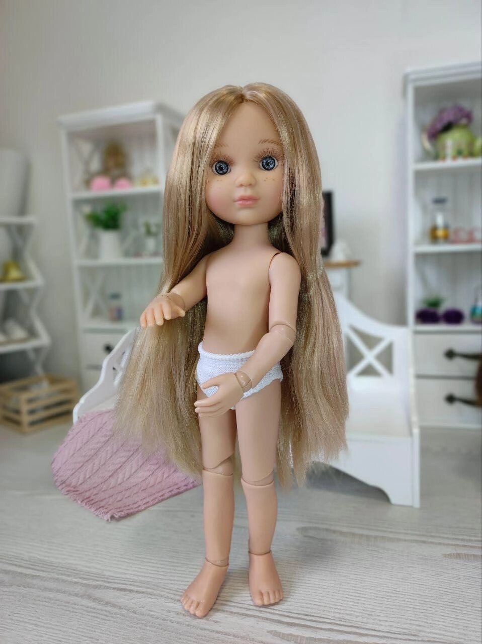 Лялька на шарнірному та звичайному тілі Eva Berjuan блондинка, без одягу35 см від компанії K V I T K A - фото 1