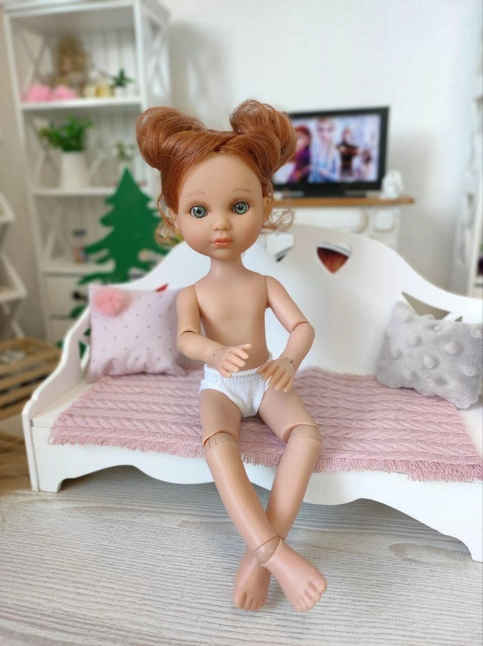 Лялька на шарнірному та звичайному тілі Eva Berjuan рудулька, без одягу, 35 см від компанії K V I T K A - фото 1