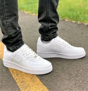 Nike Air Force Білі шкіряні кросівки
