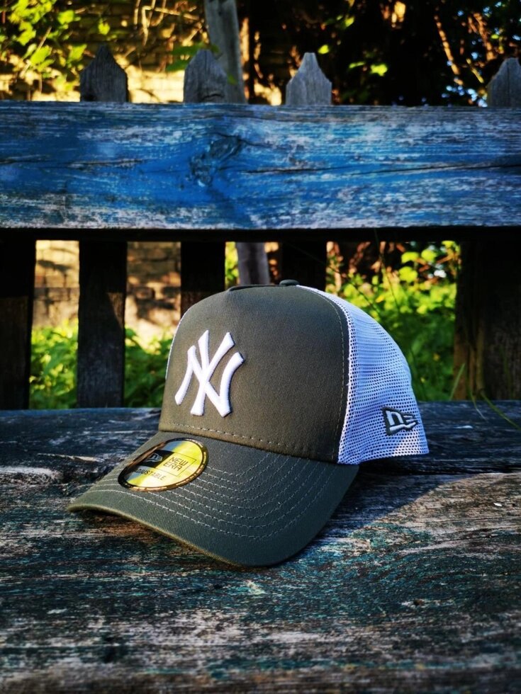Оригінальна кепка New Era New York Yankees League Essential Cap від компанії K V I T K A - фото 1