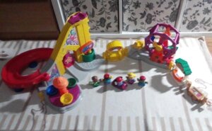 Парк атракціонів Little People Fisher Price набір від 12 міс.