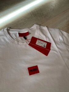 Чоловічі футболки Hugo Boss чудовий подарунок шорти світшот Armani Ck