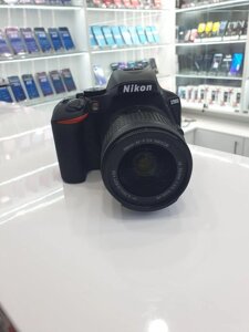 Дзеркальний фотоапарат Nikon D5600 kit